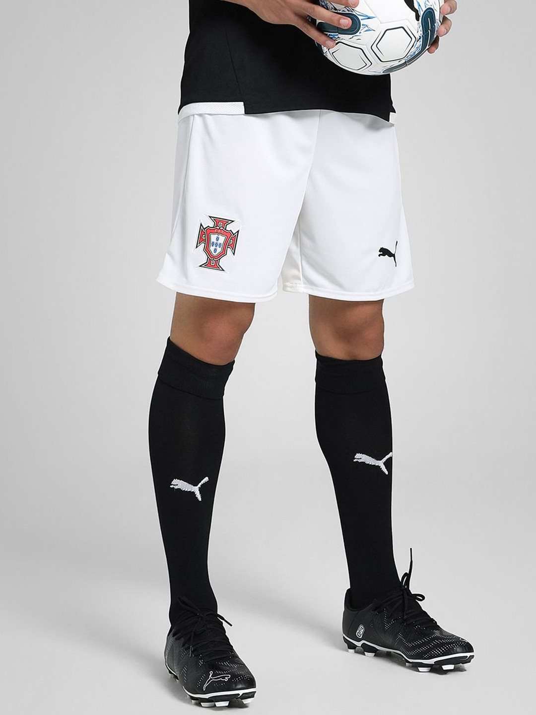 Puma Portugal 2025 Men Brand Logo Printed Relexed Fit Mid Rise Football Shorts