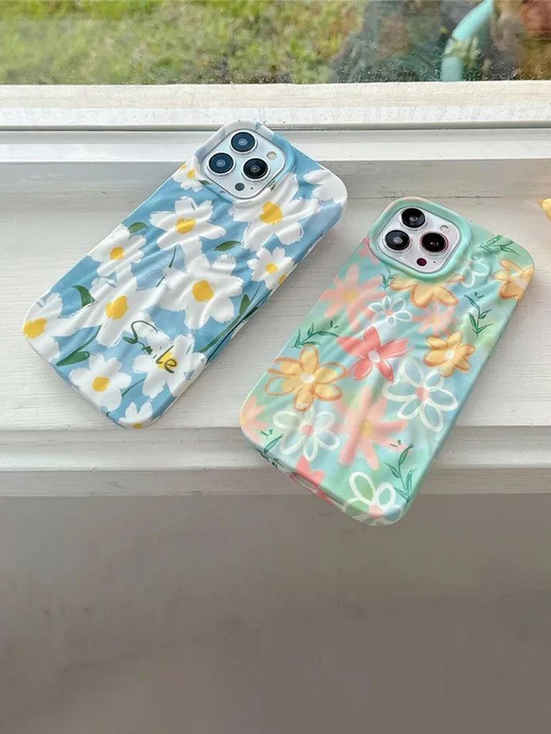 CASE CREATION iPhone 14 Pro 3D Smile Rainbow Flower Bumper Case