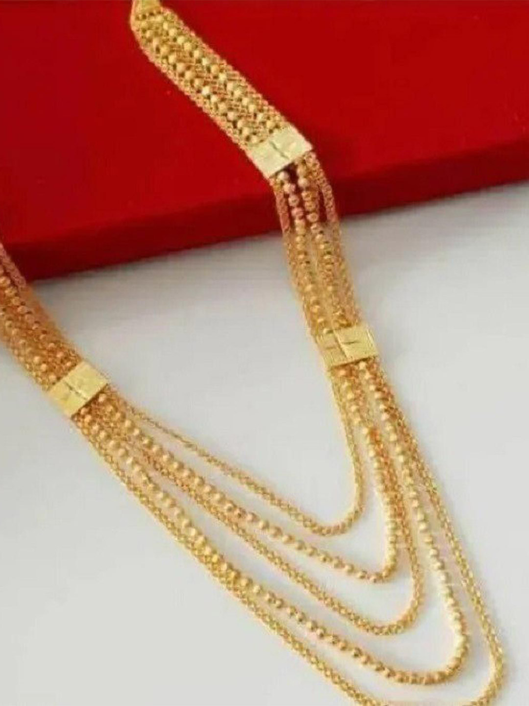 BHUMI09 Gold-Plated Artificial Beads Layered Chain