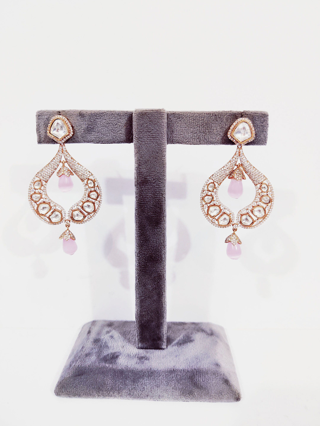 STYLE DECO Contemporary Chaandbalis Earrings