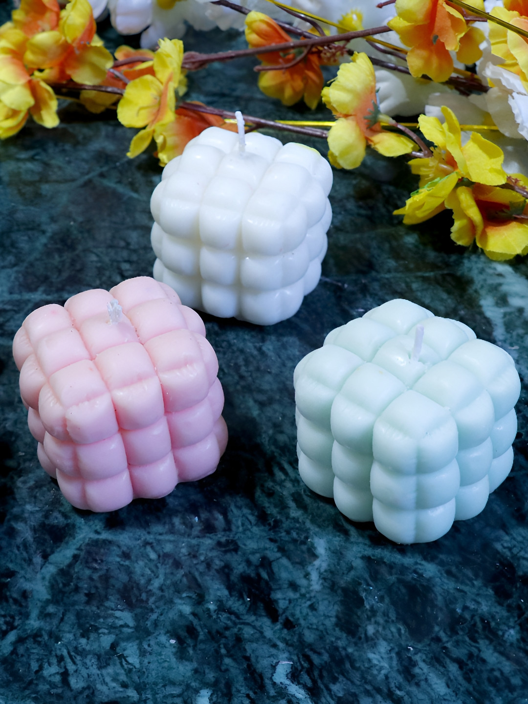 Aura Handmade 3D Cube 3Pcs Scented 1 Wick Scented Solid Square Regular Tea Light Candles