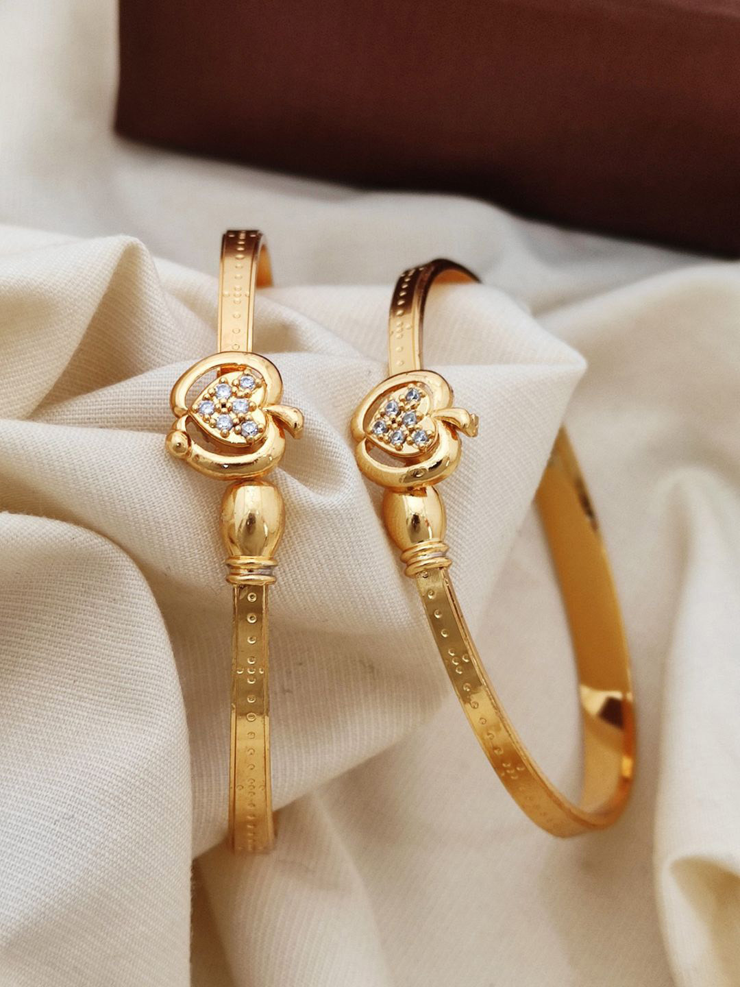 Jitaksh Set Of 2 Gold-Plated American Diamond Studded Bangles