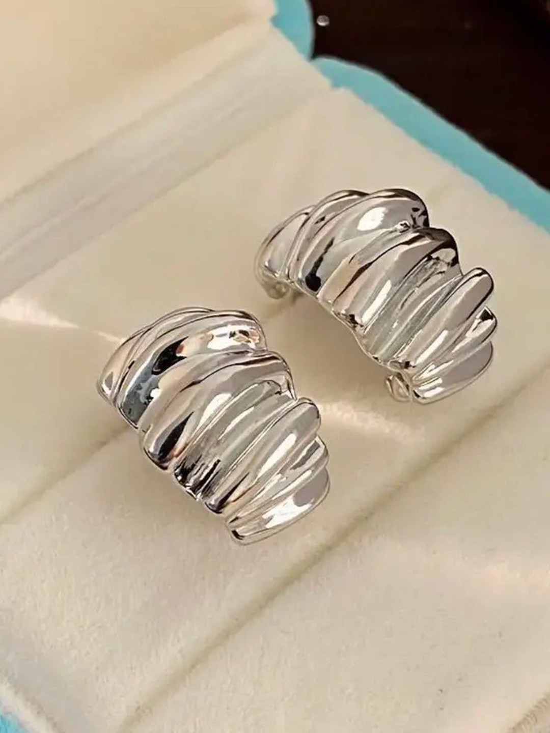 AGARWALPRODUCT Wrinkled Half Circle Earrings