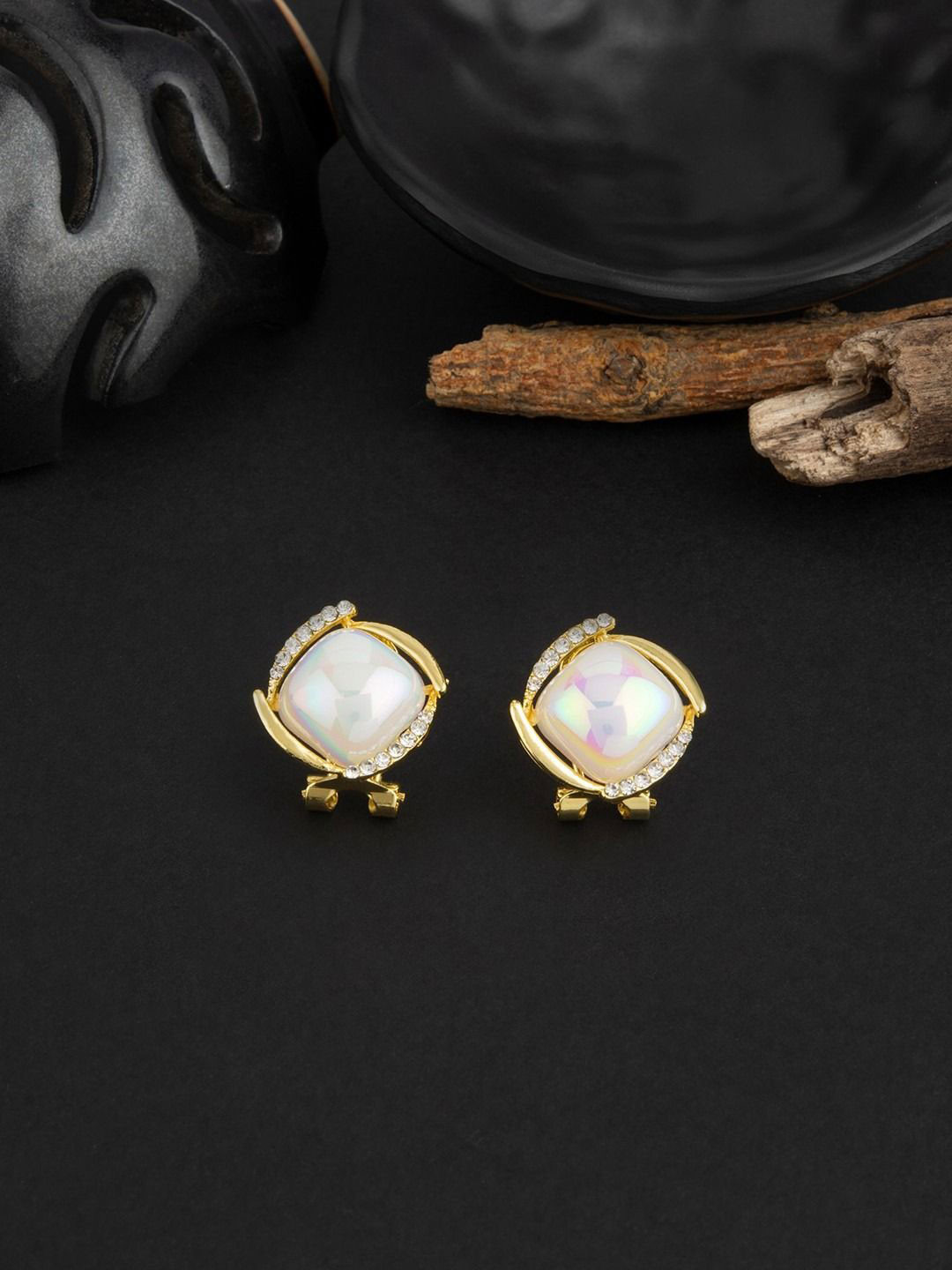 AGARWALPRODUCT Square Studs Pearl Earrings