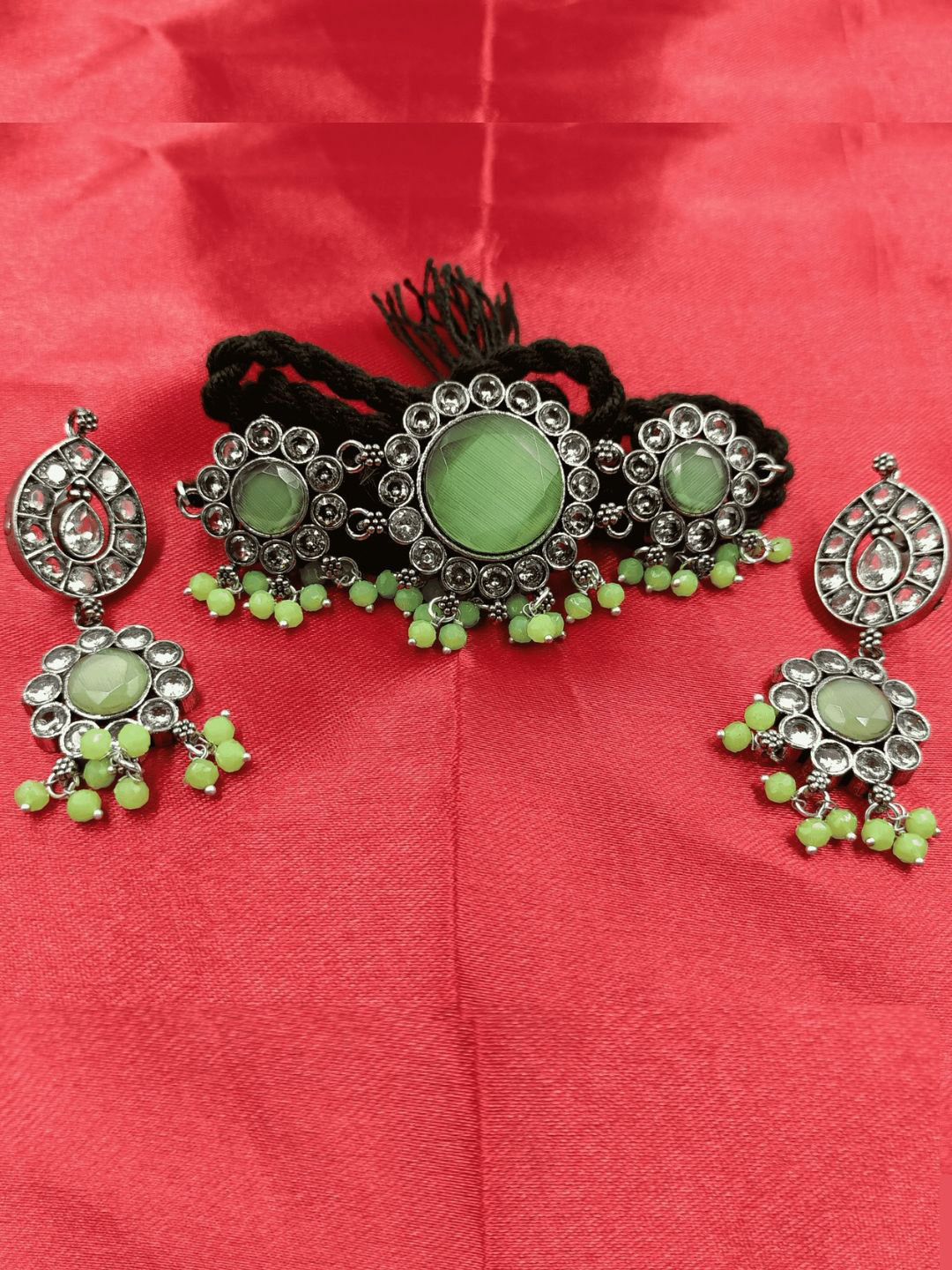 MERA HAAT Brass Plated Stone-Studded & Beaded Jewellery Set