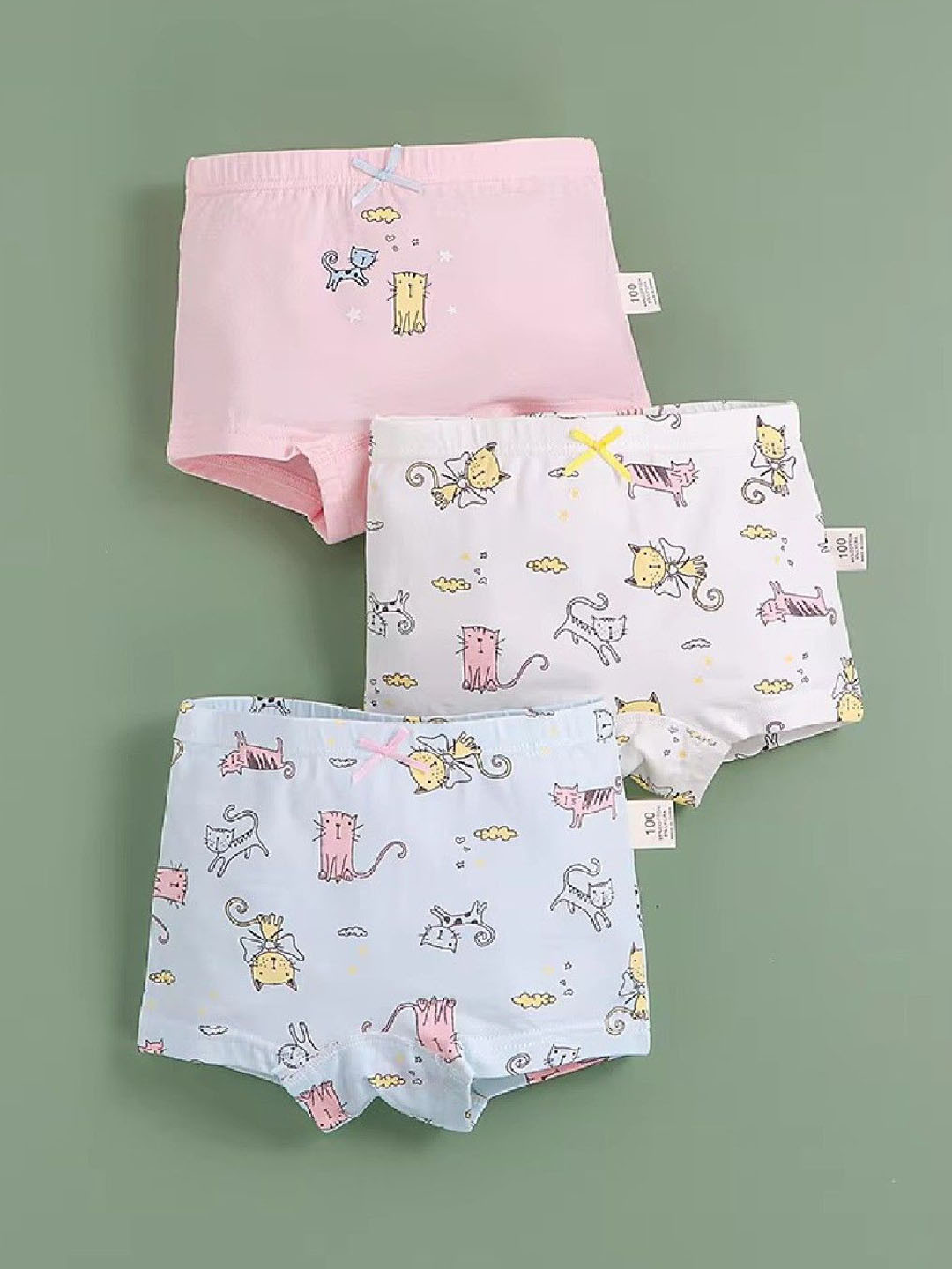 Poftik  Girls Pack Of 3 Assorted Mid Rise Hipster Briefs +1BOX_GIRL_PANTY_120_PINK-BOX__A2