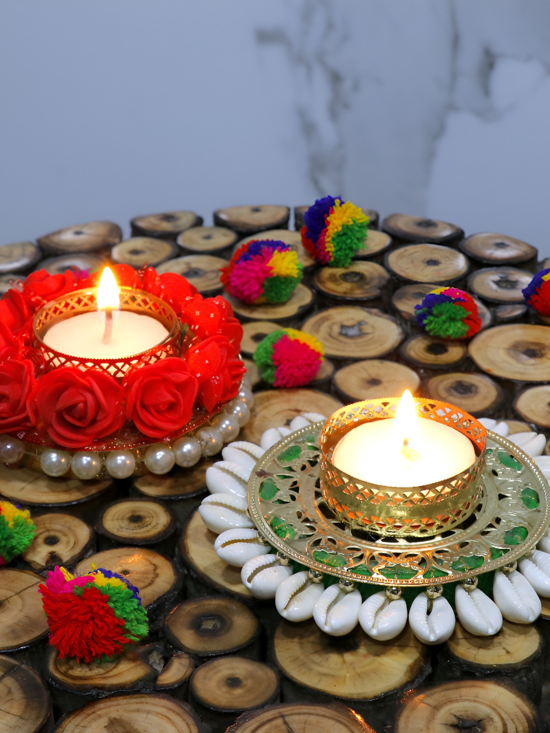 Aura Flower and Shank 2Pcs Scented 1 Wick Solid Round Regular Diyas Candles