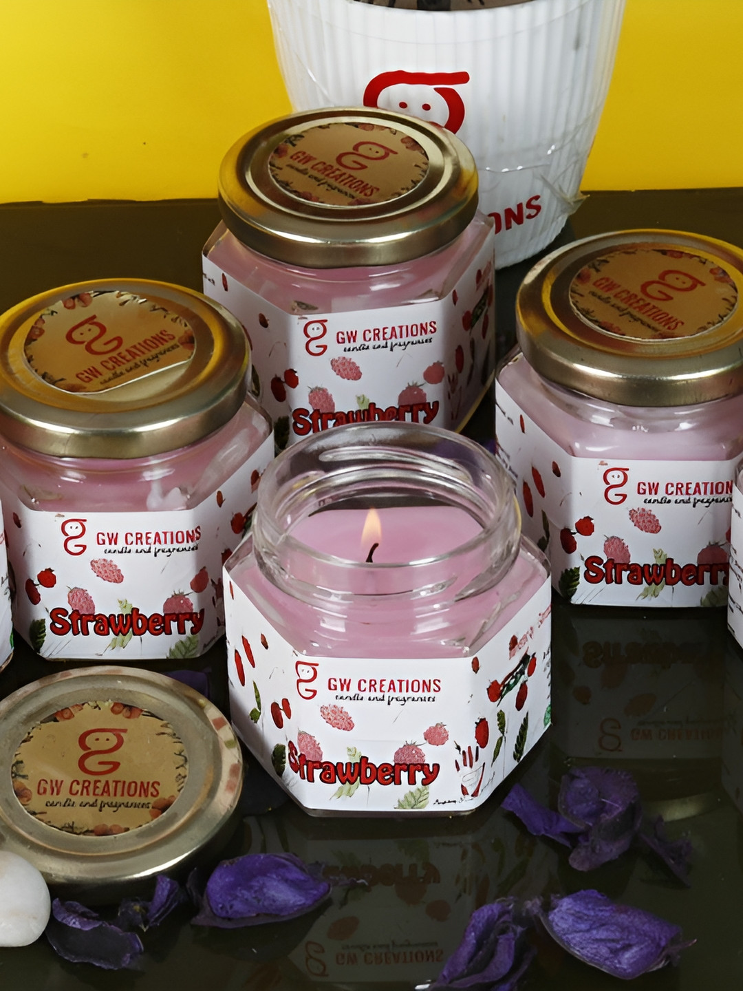 Aura Hexagonal 6Pcs Scented 1 Wick Strawberry Solid Geometric Regular Jar Candles