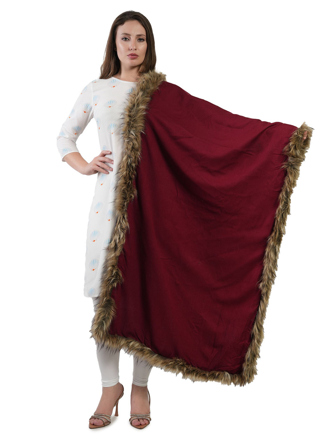 Manra 4 Side Fur Tasselled Woolen Winter Shrug Shawl