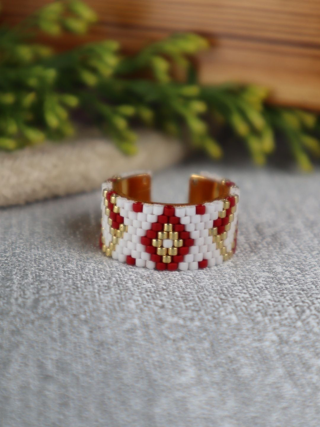 Threads & Beads Gold-Plated Beaded Adjustable Finger Ring