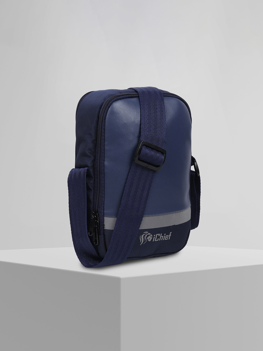 ICHIEF Men Solid Compact Crossbody Sling Bag