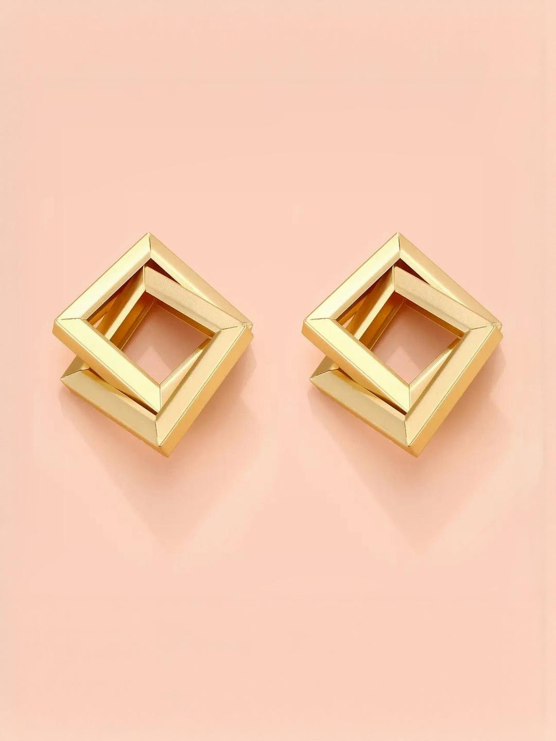 Plucket Contemporary Studs Earrings