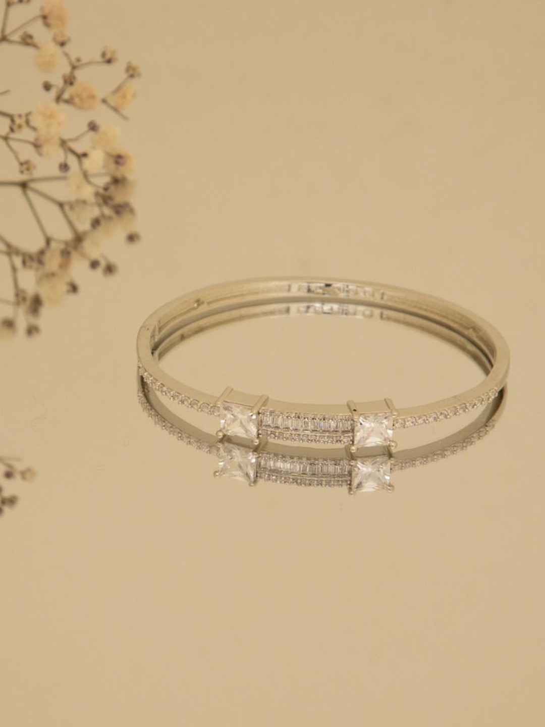 LA FILLE D'OR Women Brass Cubic Zirconia Silver-Plated Ring Bracelet