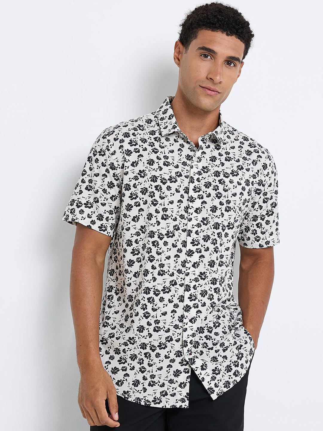 BEN SHERMAN Floral Printed Casual Shirt