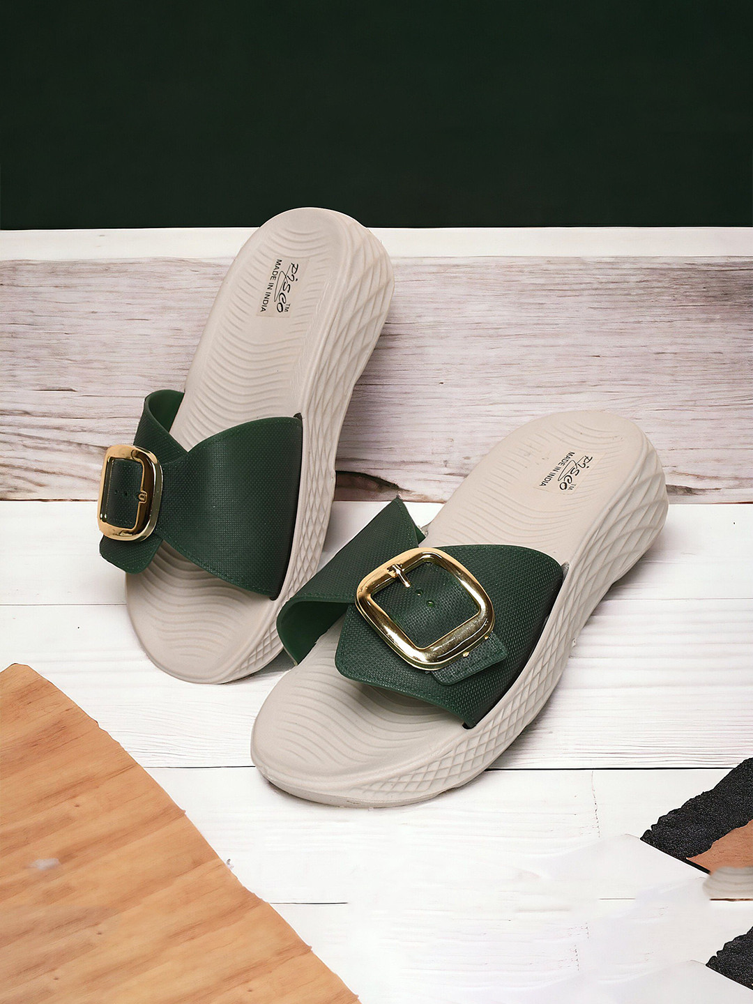 PISCO Women Textured Open Toe Flats