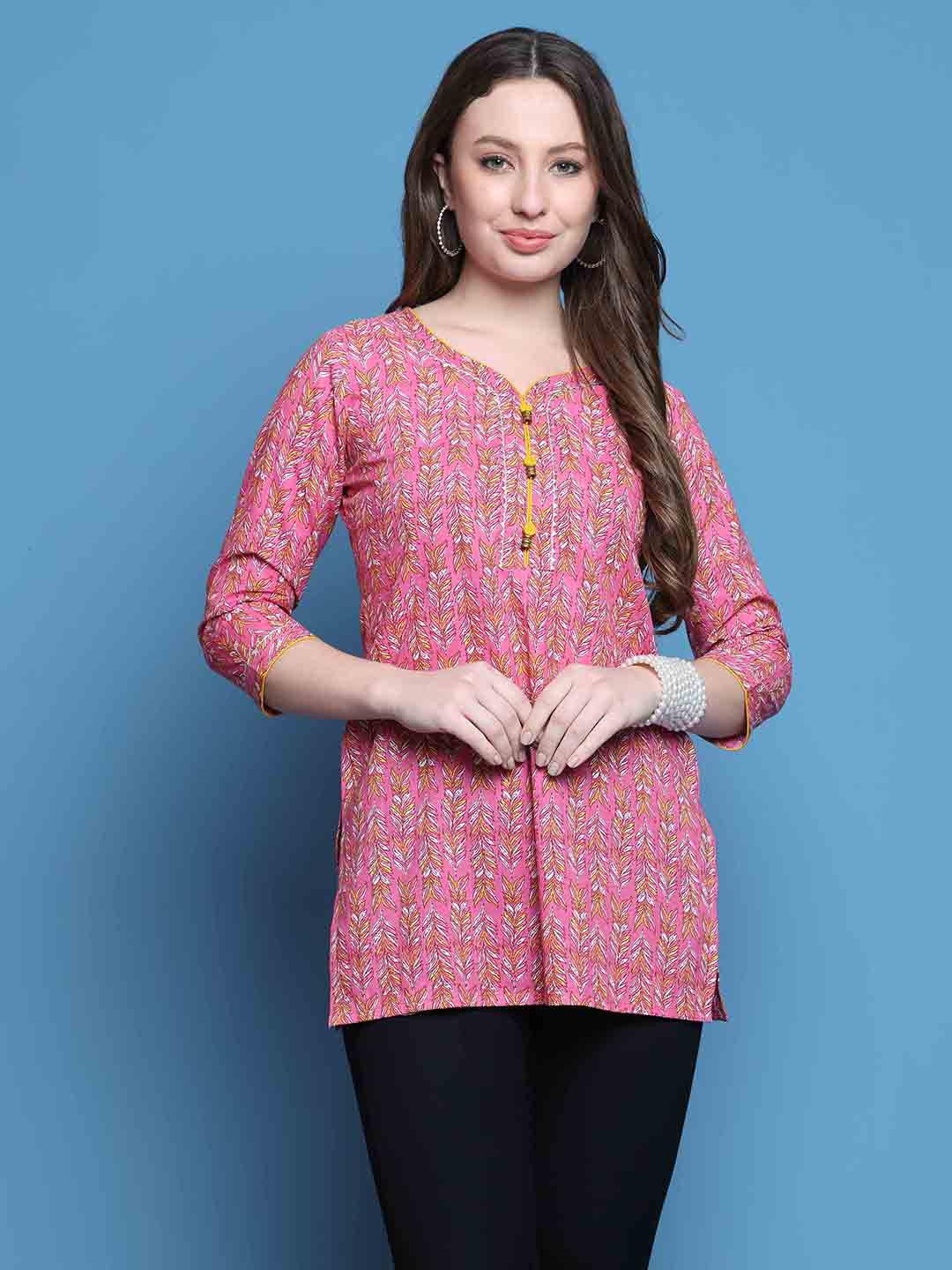 Merira Floral Printed Sweetheart Neck Cotton Kurti