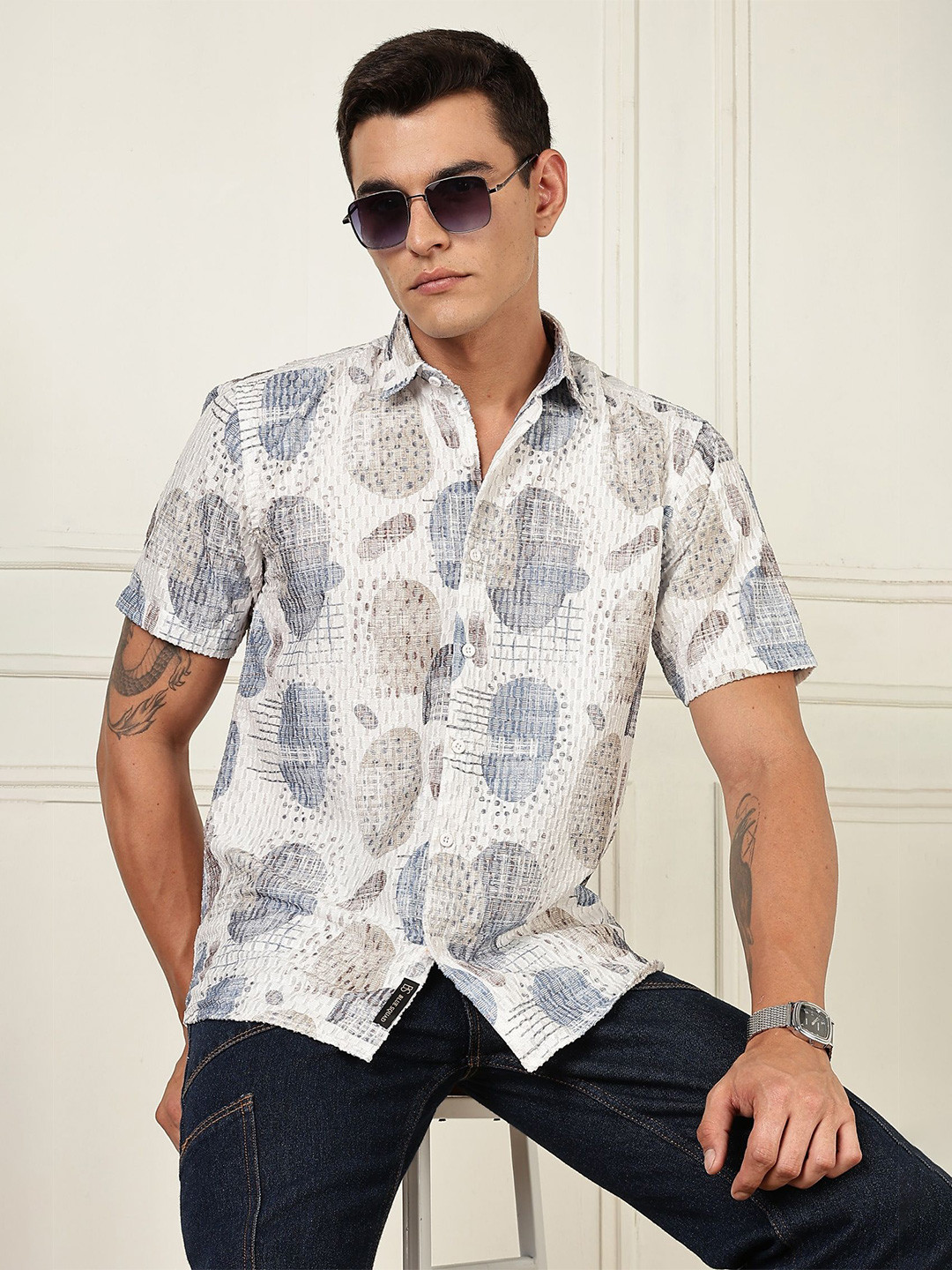 BS BLUE SQUAD India Slim Abstract Printed Spread Collar Tailored Fit Casual Shirt