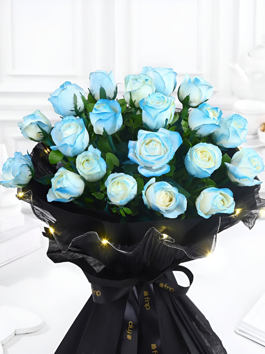 fnp 20-Pcs Blue Roses Fresh Flowers Bouquet Father's Day Gift