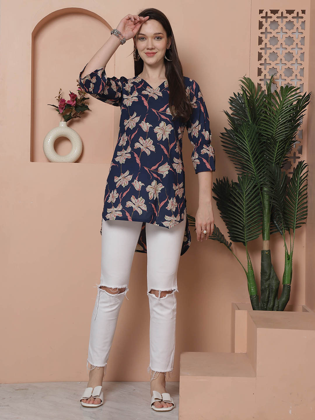 Merira Floral Printed V-Neck Cotton Straight Short Kurta