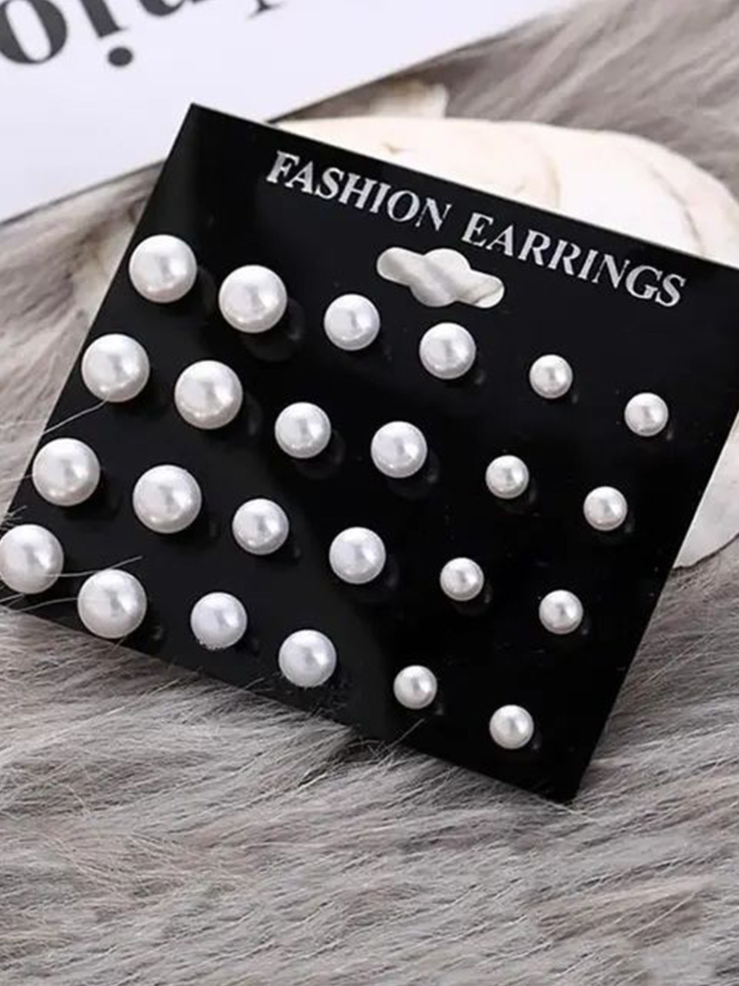 Balasundri Contemporary Studs Earrings