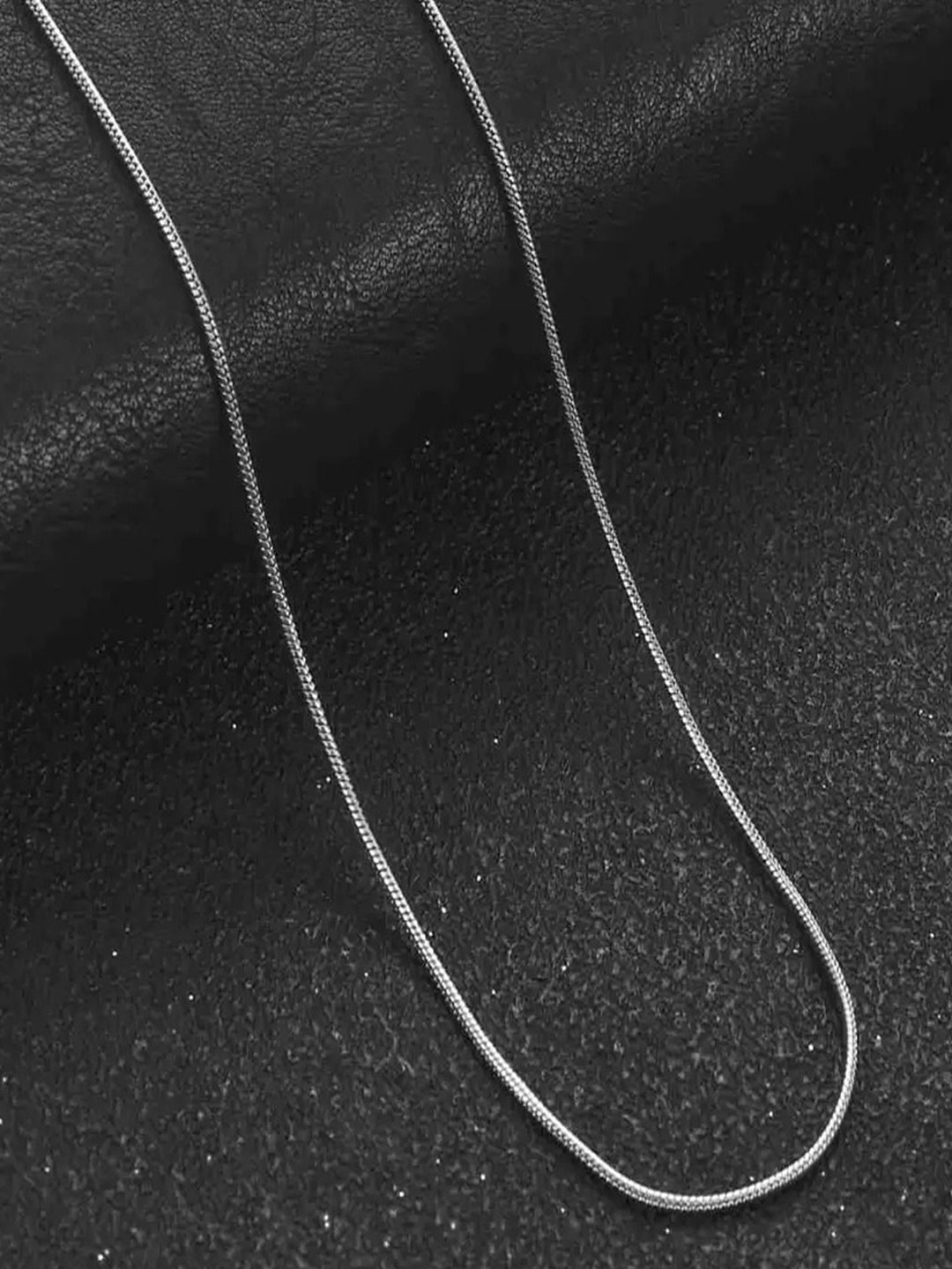 TULIPMASH Unisex Silver-Plated Chain