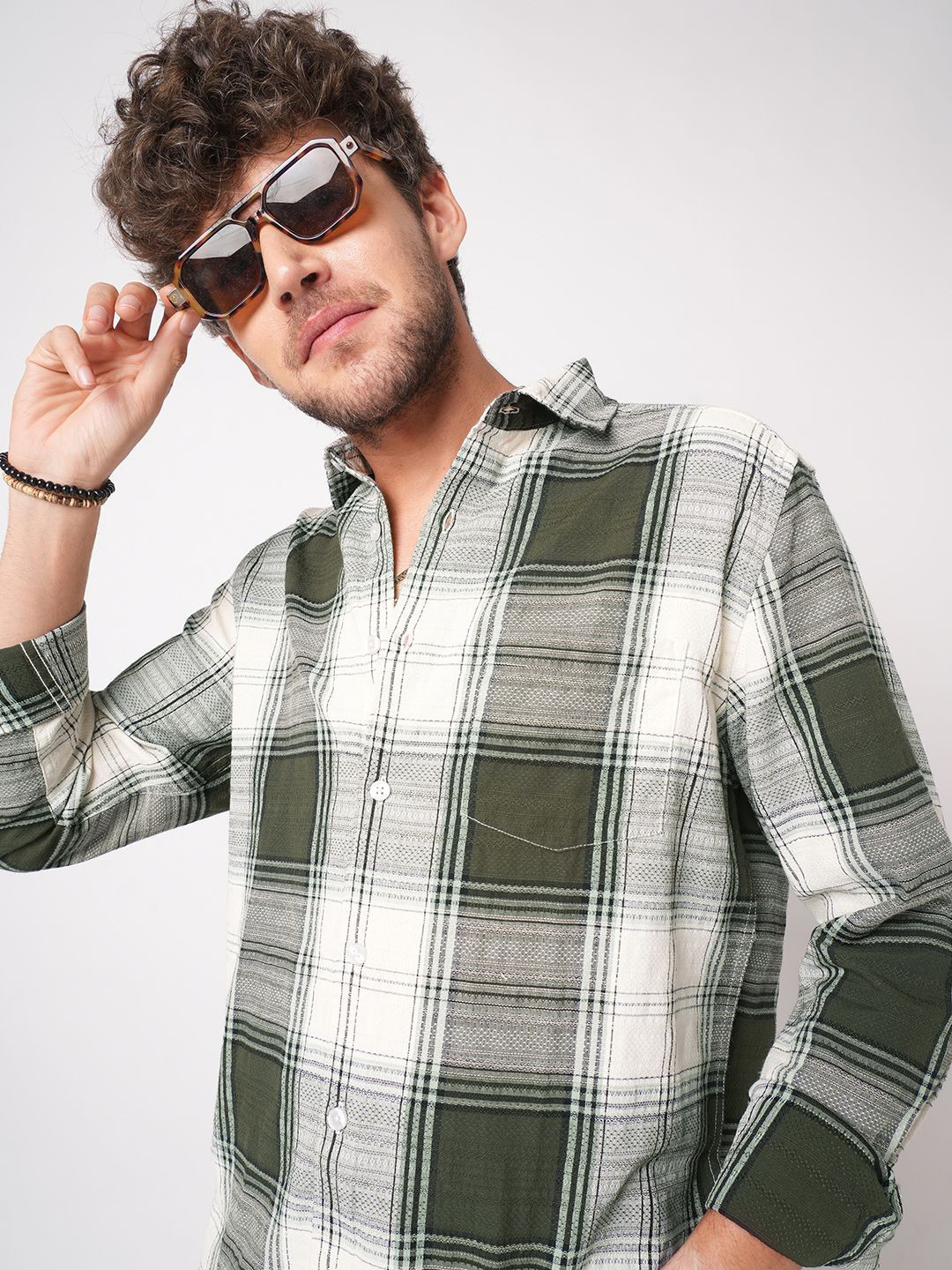 VASTRADO Classic Precision Weave Checked Slim Fit Jacquard Casual Shirt