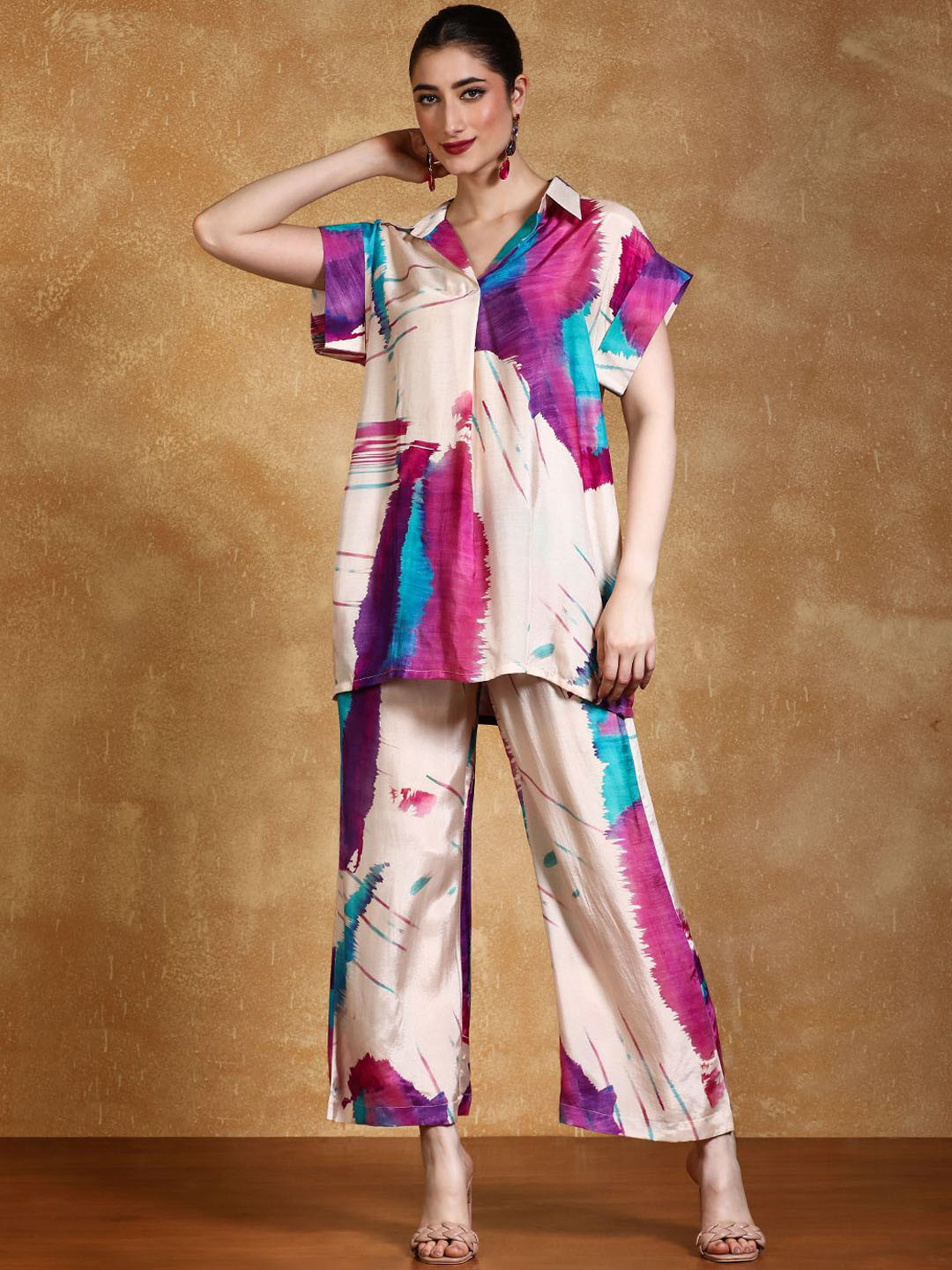 Varanga Abstract Printed Top With Flared Palazzo Co-Ords