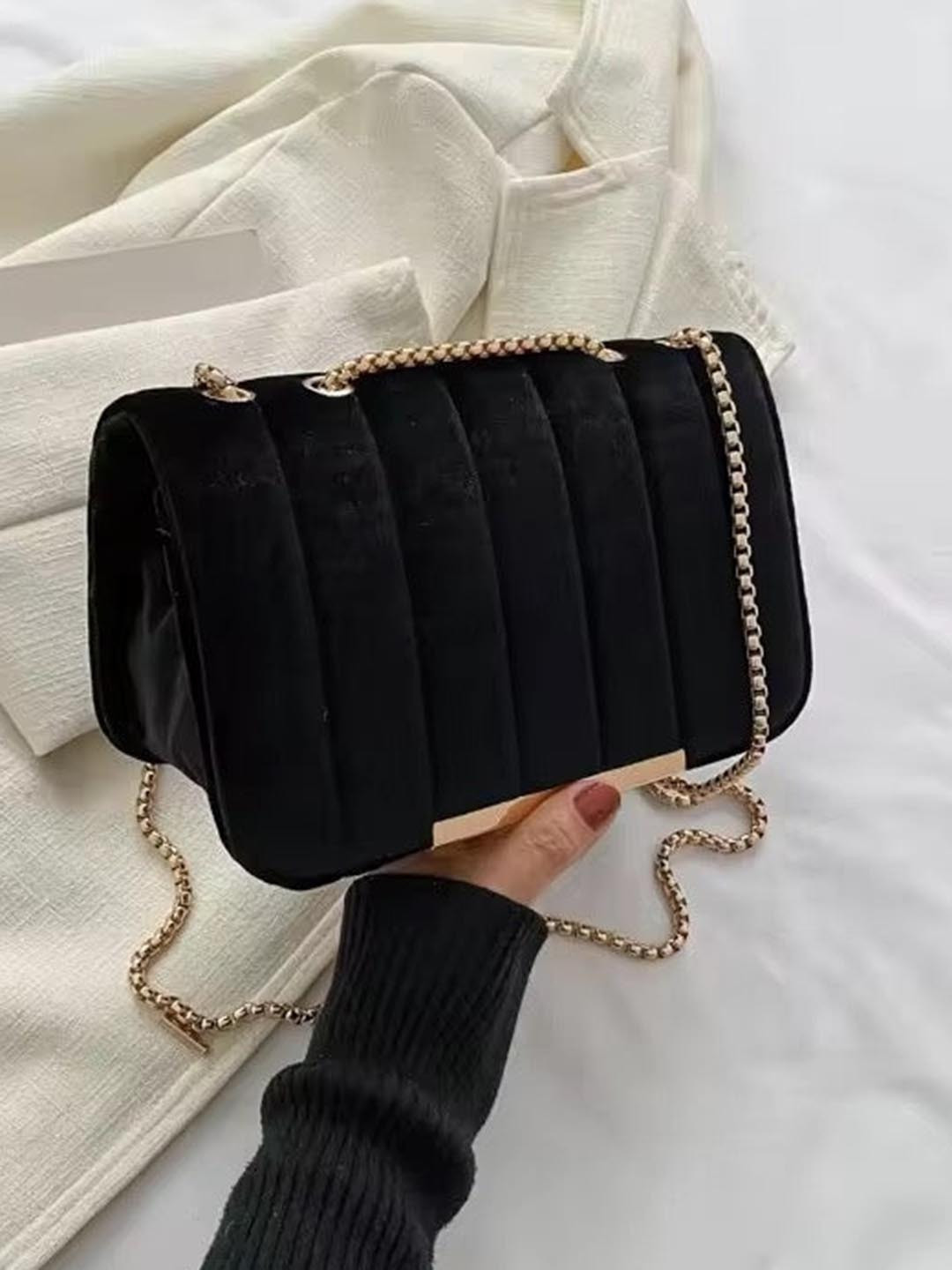 THEPANDASTOREE Women Set of 4 Structured Chic Chain Flap Shoulder Bag with Tasselled