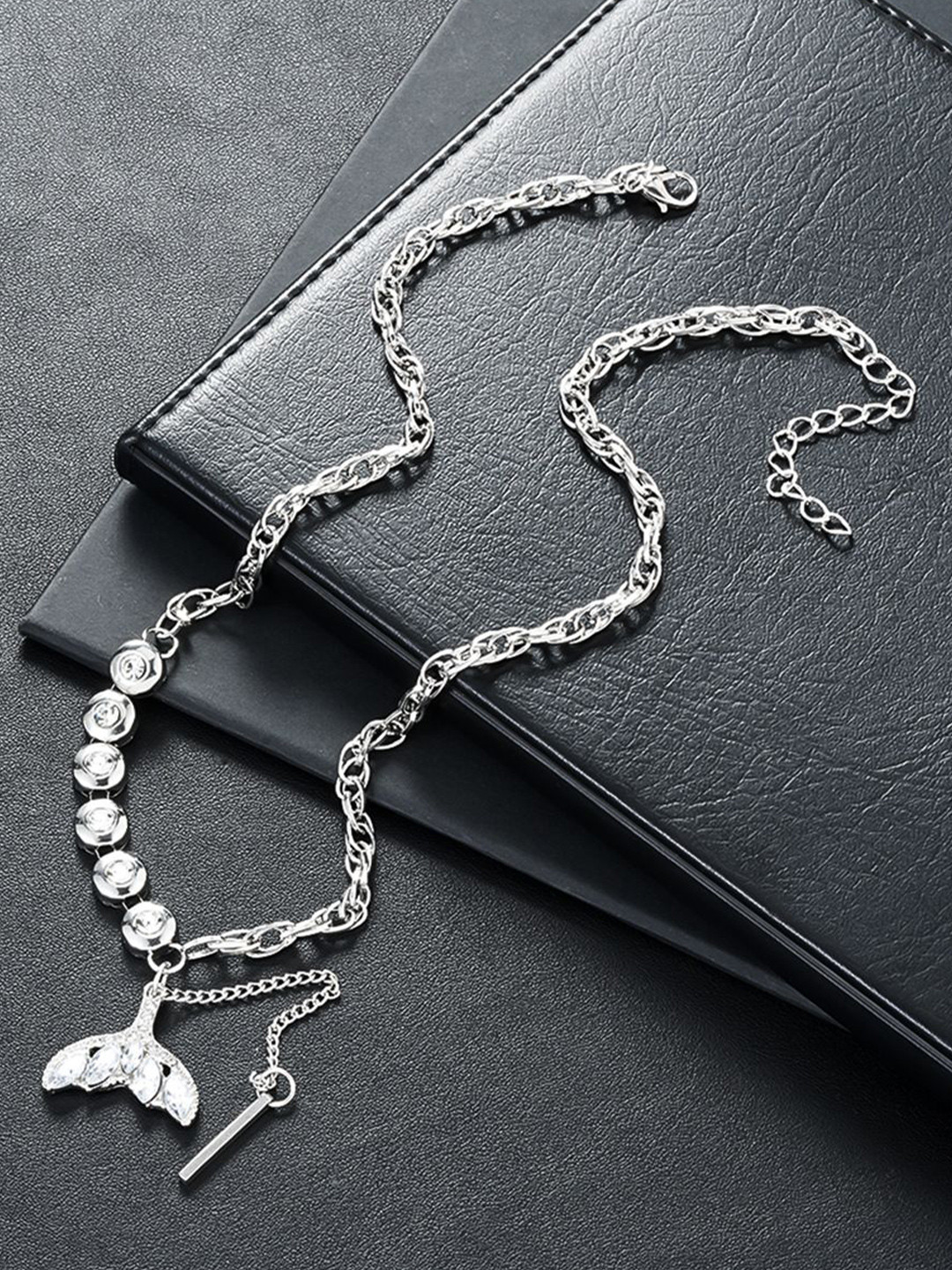 StyleCast x Revolte Women Silver Plated Chain