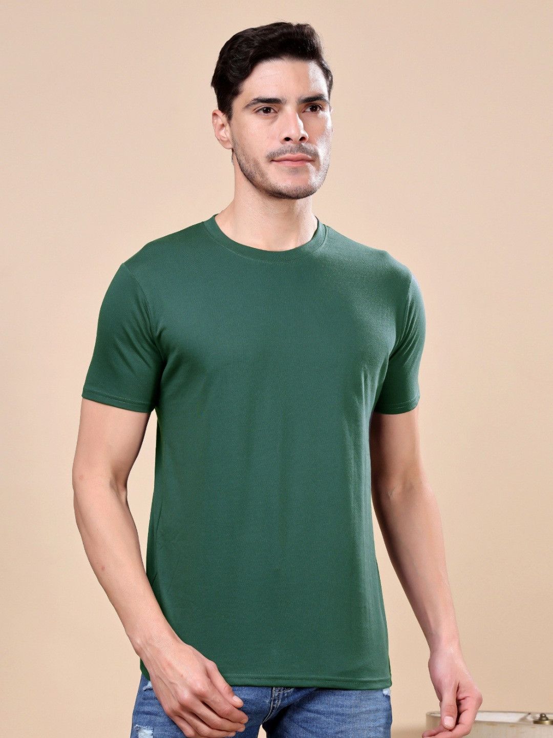 TQH Men Dry Fit Solid Round Neck Slim Fit T-shirt
