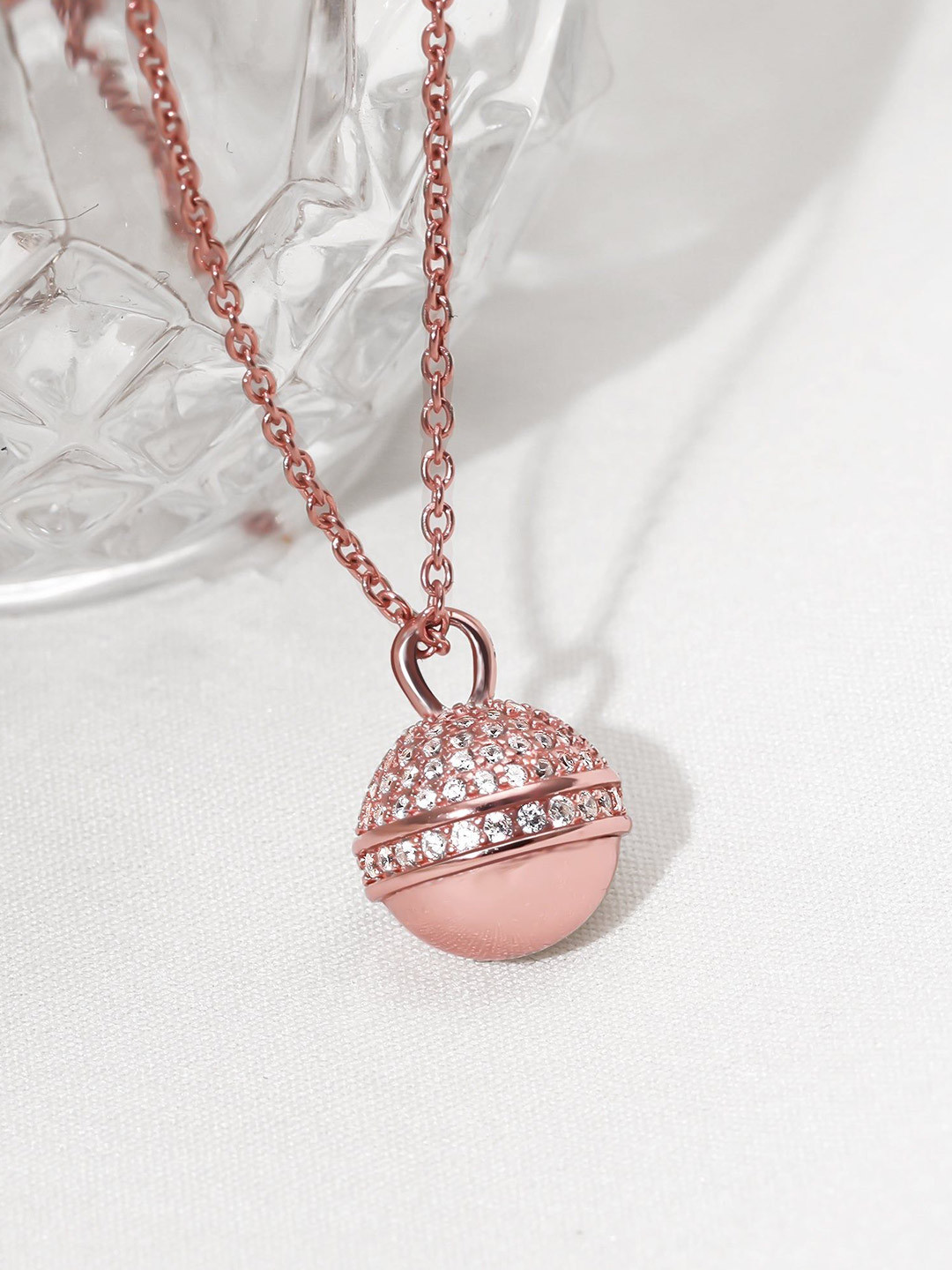 GIVA Women Anushka Sharma Rose Gold Studded Trinket Pendant With Link Chain