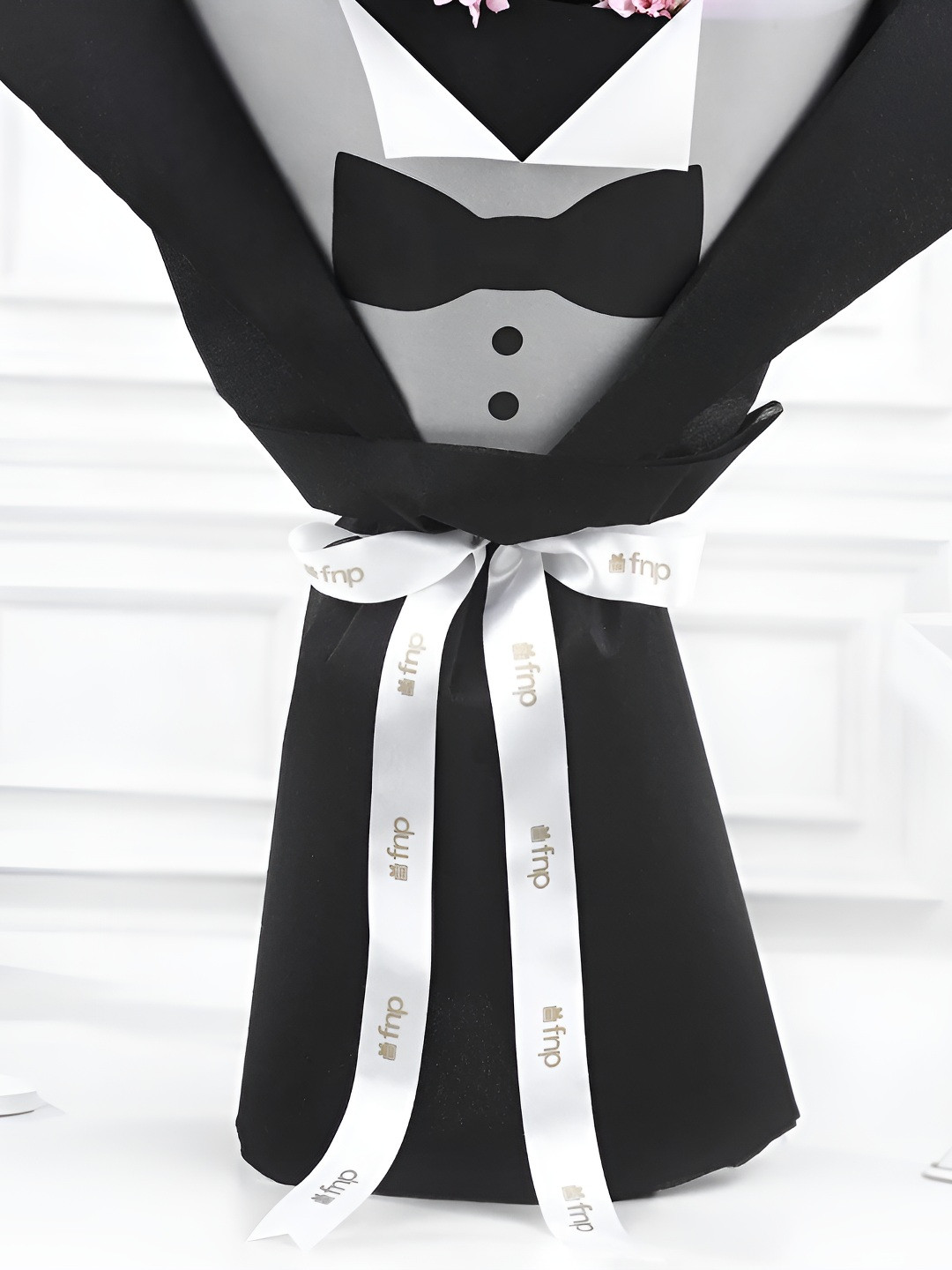 fnp 29-Pcs Purple Daisy Fresh Flowers Bouquet Father's Day Gift