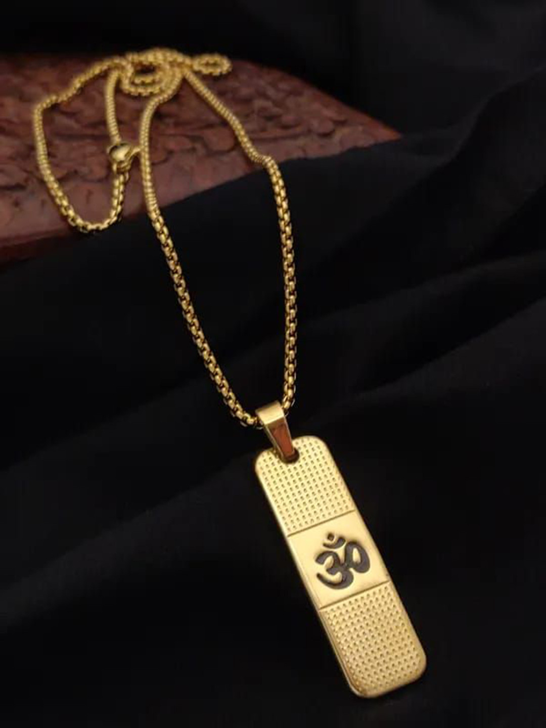 spyronix real treasure Unisex Brass Gold-Plated Pendant