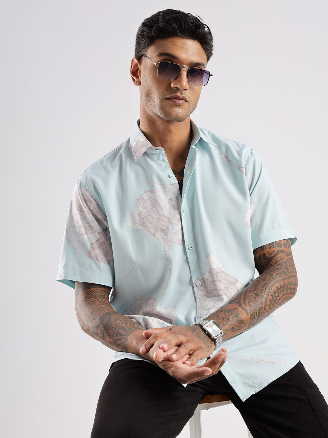 BS BLUE SQUAD Men India Slim Tailored Fit Floral Printed Spread Collar Casual Shirt