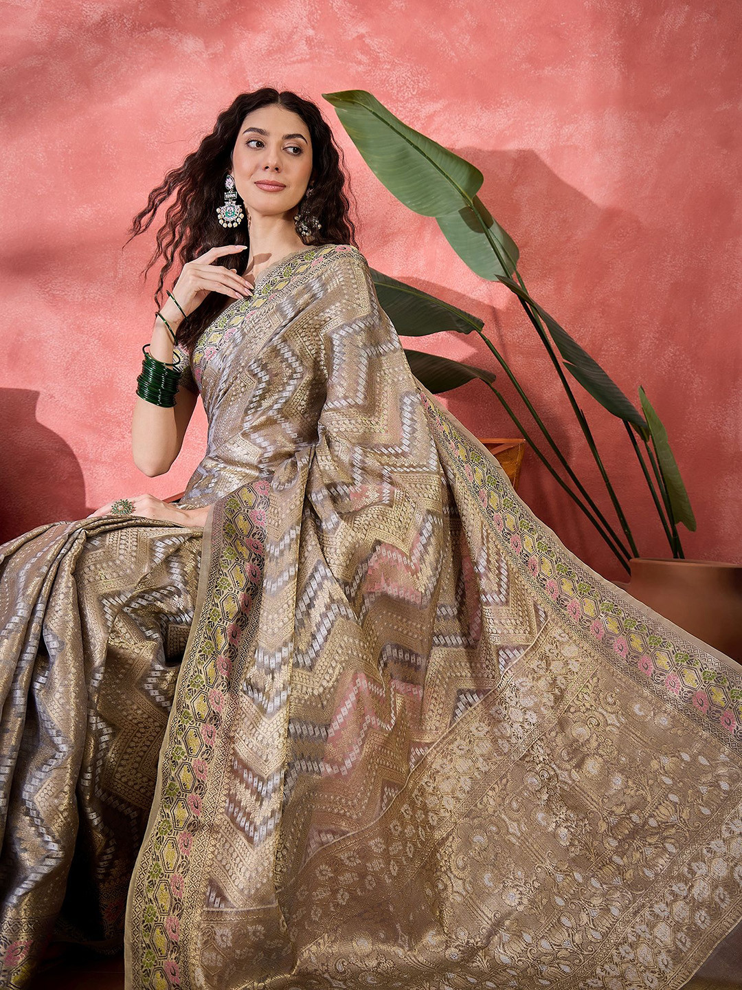 Sangria Geometric Print  Woven Design Zari Border Saree With Unstitched Blouse