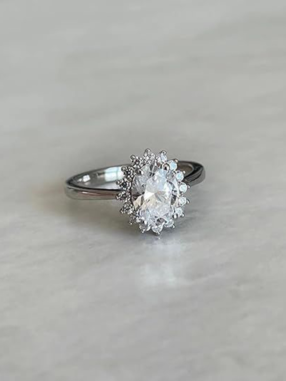ISHI New York Rhodium-Plated Silver Crystal Ring