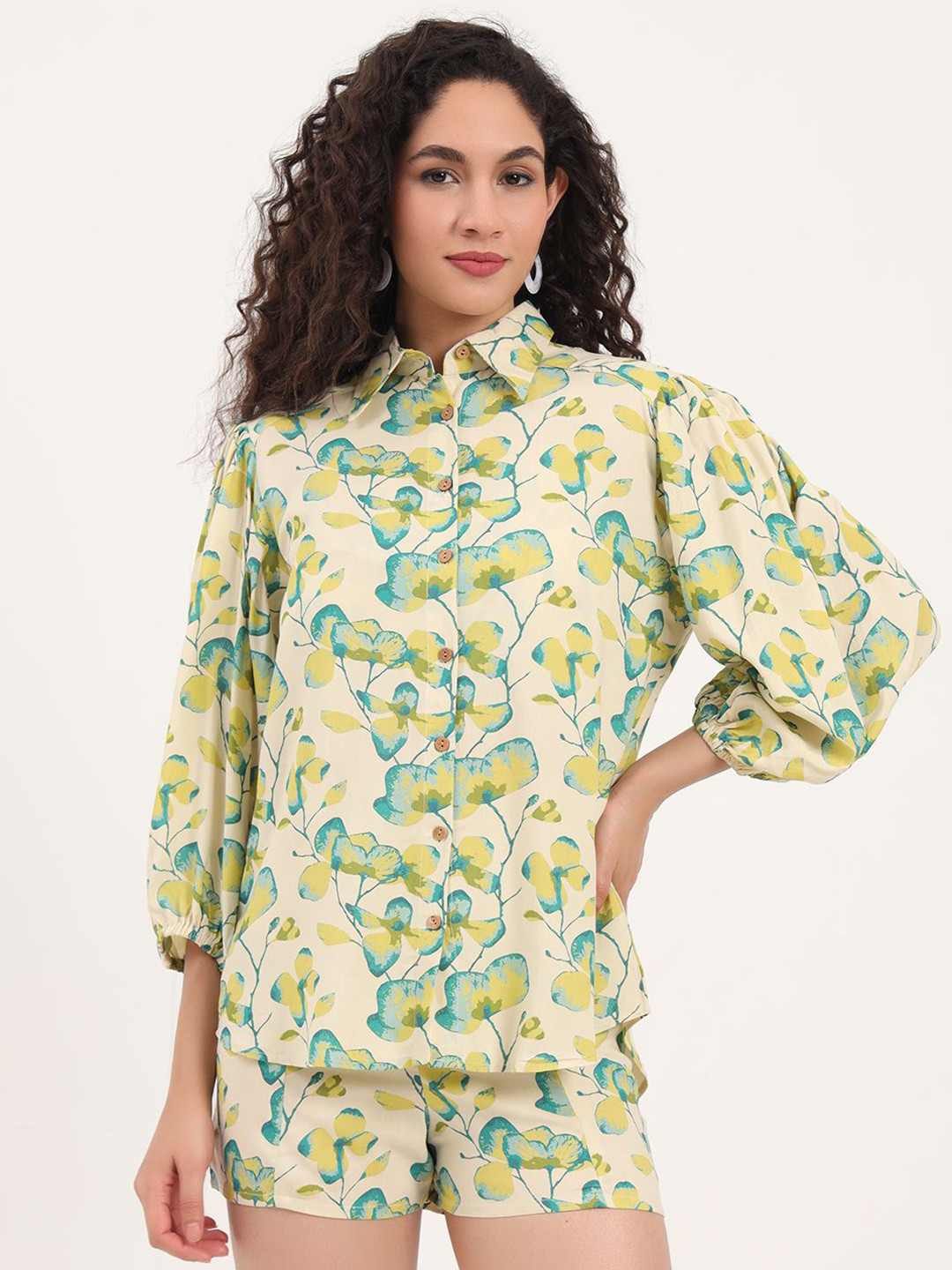 BAESD Floral Printed Shirts, Shorts & Top Co-Ord Set