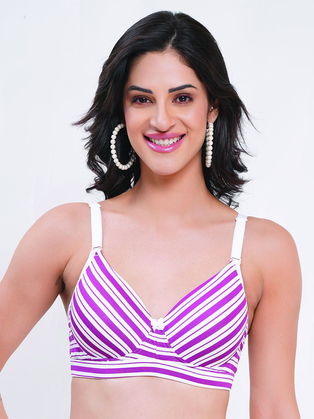 Reveira Push-Up Medium Coverage Heavily Padded Bra