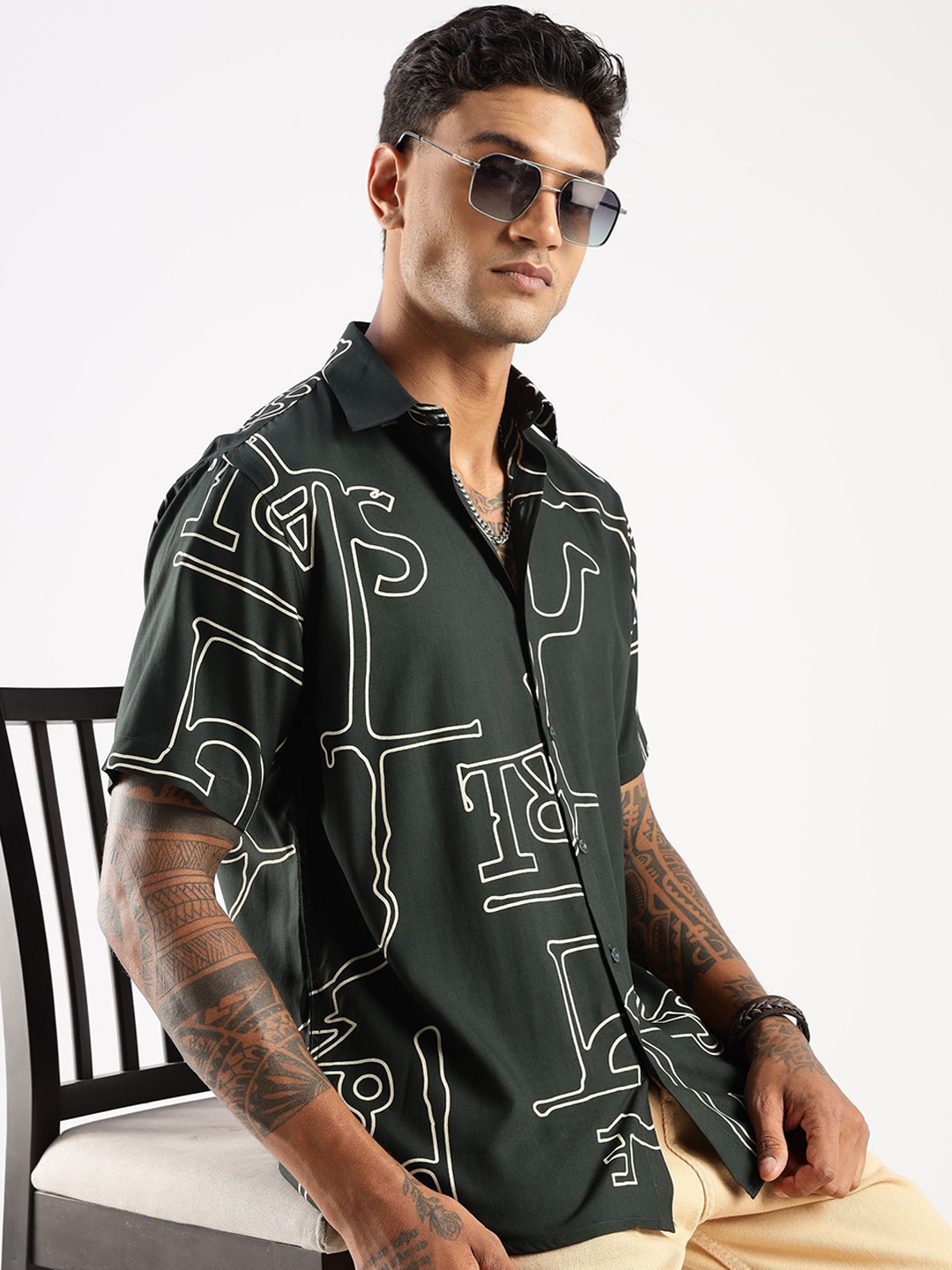 BS BLUE SQUAD Men India Slim Tailored Fit Typography Printed Spread Collar Casual Shirt