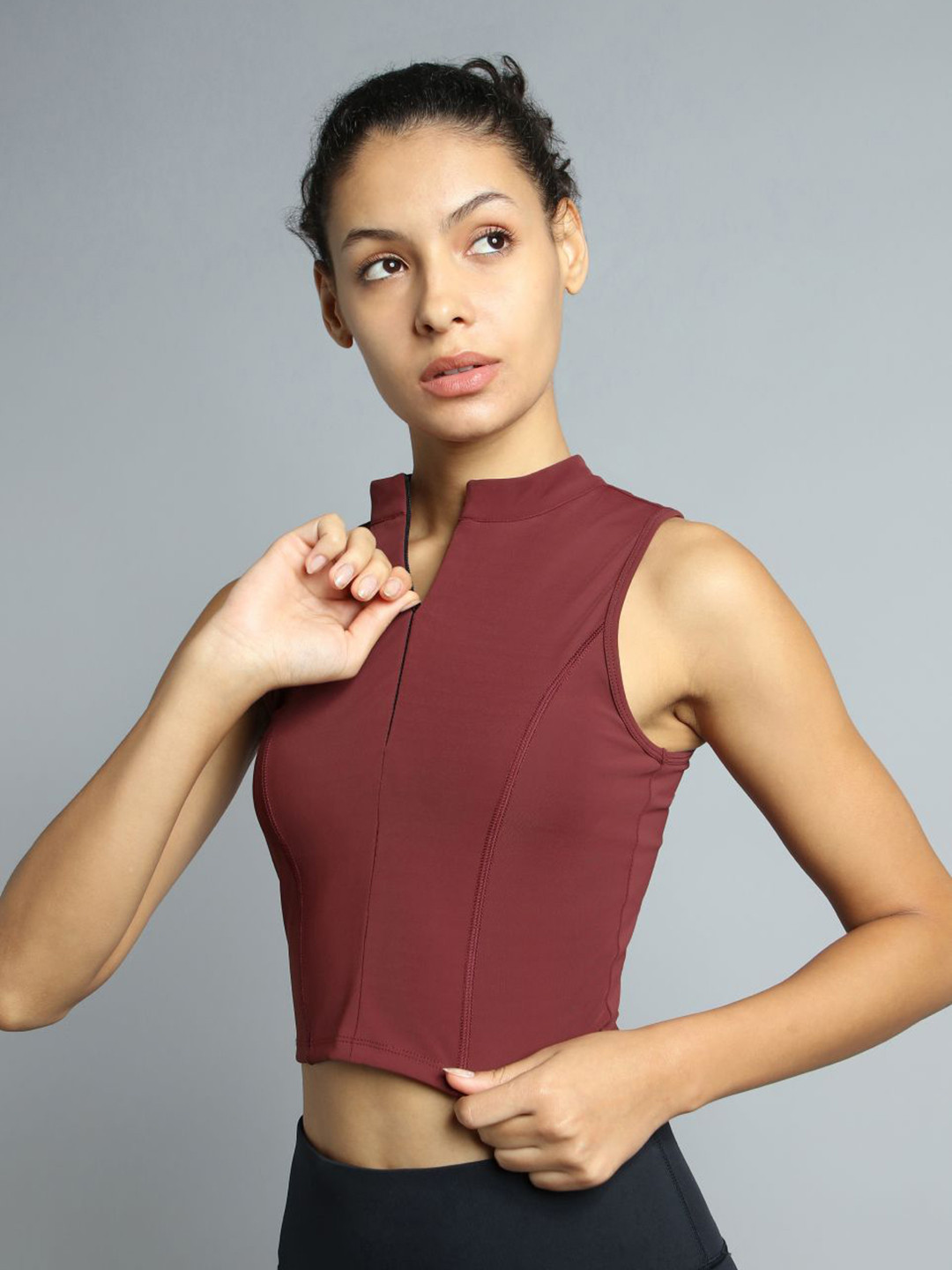 CULT Women Purple Train All Sculpted Slim Fit Top