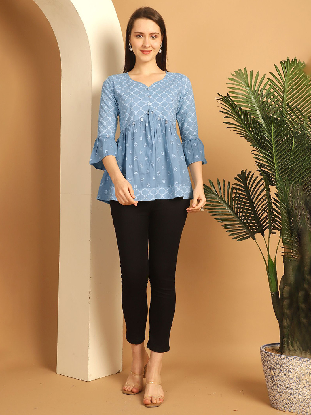 Merira Women Self Design Gathers V-Neck Tunics