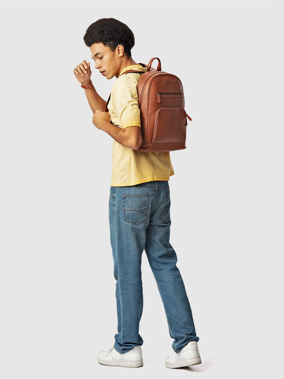 SENNES Men Vigoroso Textured Leather Backpack