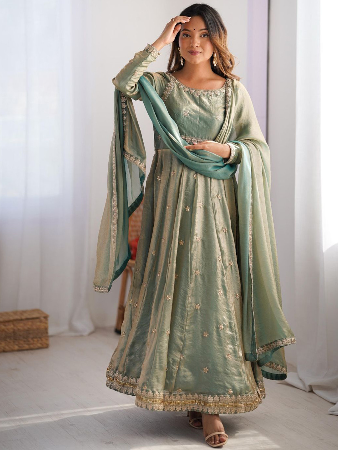Fusionic Women Solid Embroidered Kurta with Trousers & Dupatta