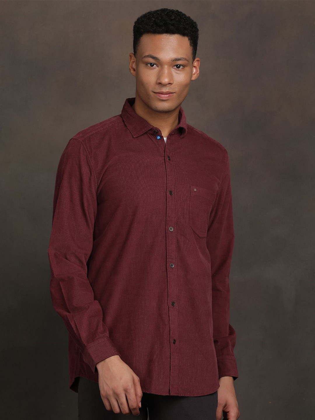 Turtle Relaxed Slim Fit Self Design Corduroy Weave Casual Denim Shirt