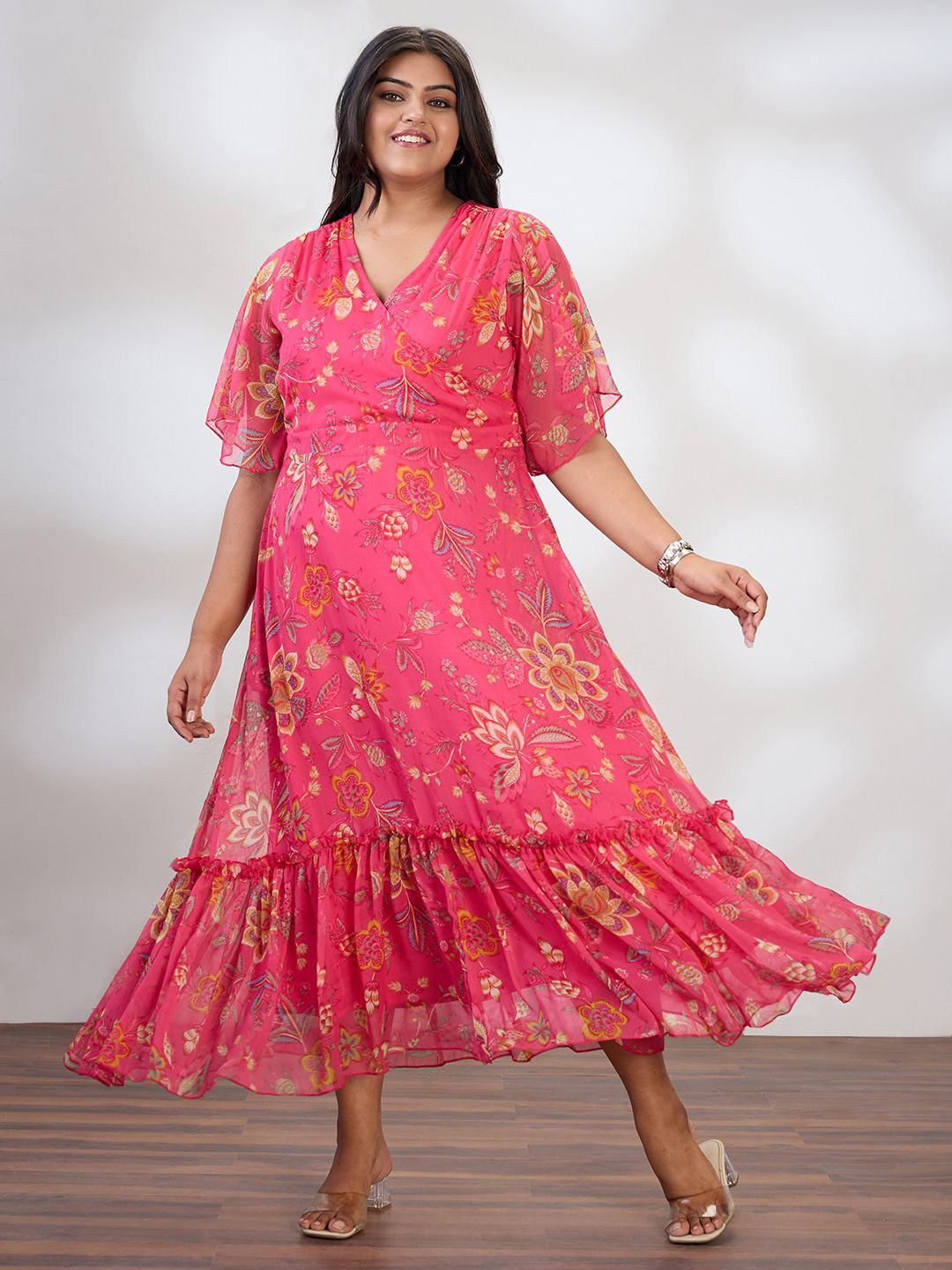 Globus Gloplus V-Neck Flared Sleeves Floral Print Waist Tie-Up Plus Size Maxi Dress