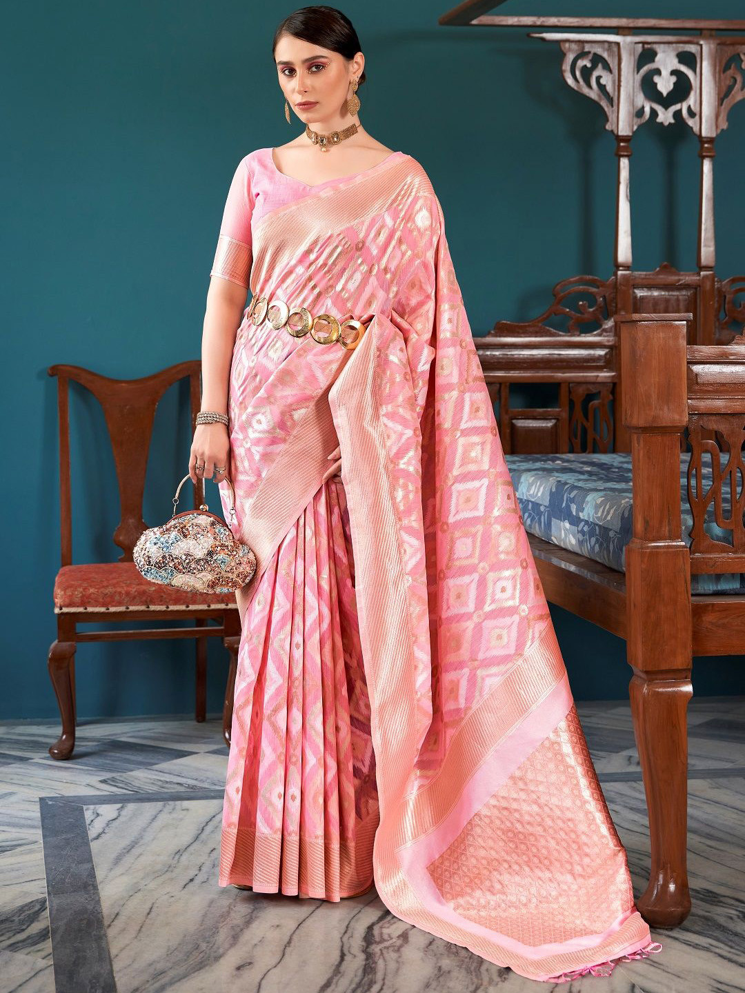 SWORNOF Pink Zari Pure Linen Banarasi Saree