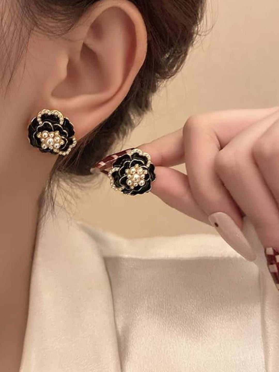 LAKSHYA COLLECTIONS Pearls Earrings