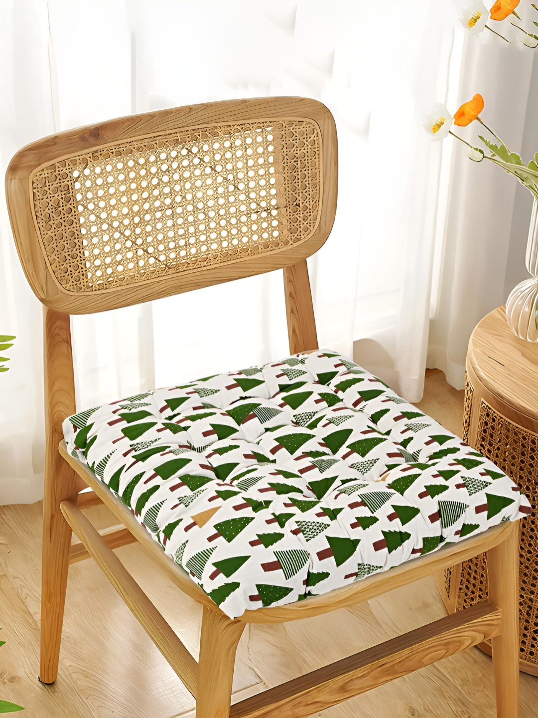 Myntra Elegant Homes Green & White Printed Cotton Comfort Chair Cushion For Sitting