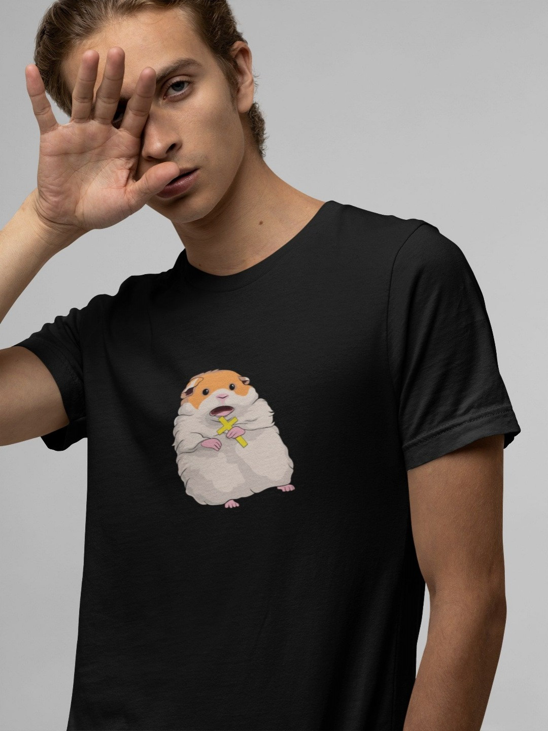 Stitchmeashirt Scared Hamster Printed Round Neck Cotton T-shirt