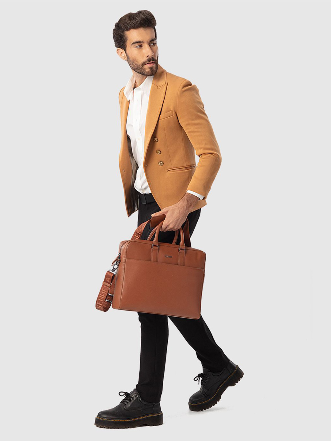 SENNES Men Magnifico Textured Leather Laptop Bag